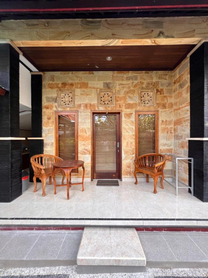Nari Homestay Canggu Екстериор снимка