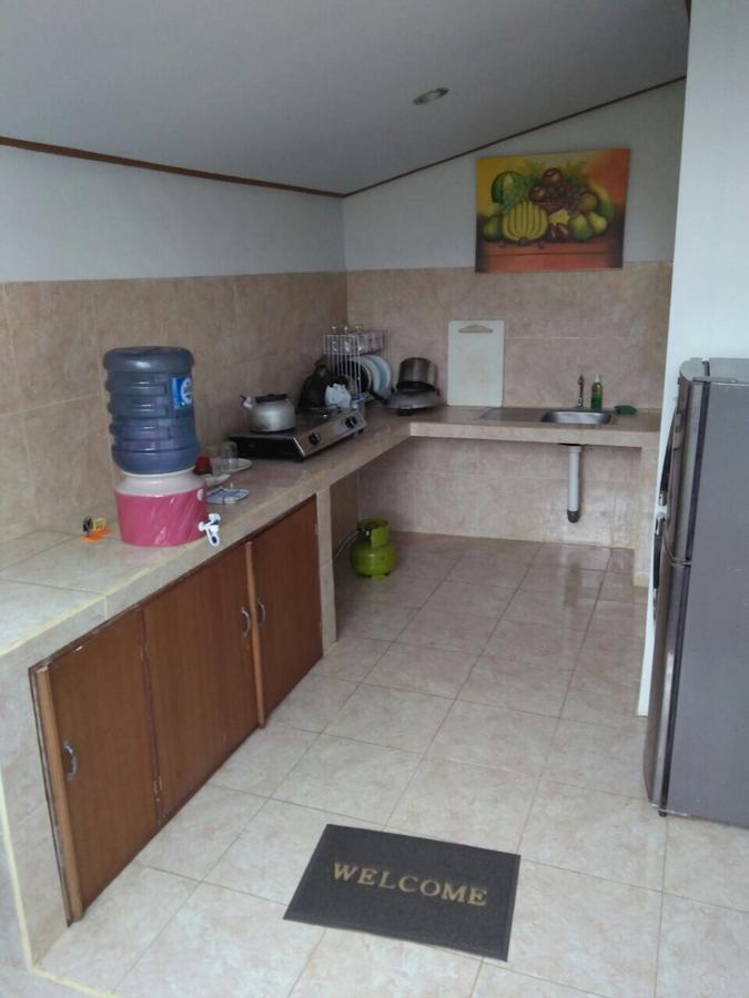 Nari Homestay Canggu Екстериор снимка